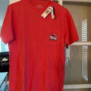 Brand new mens Vineyard vines T-shirt